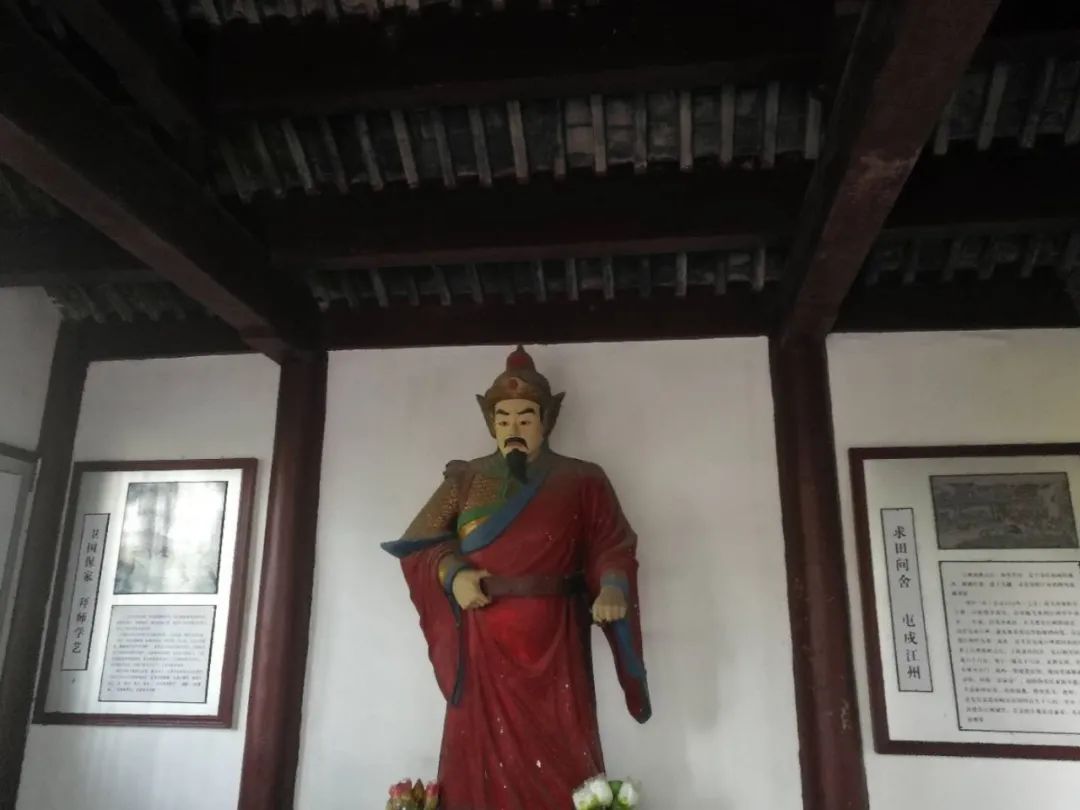 国庆双节同庆之际