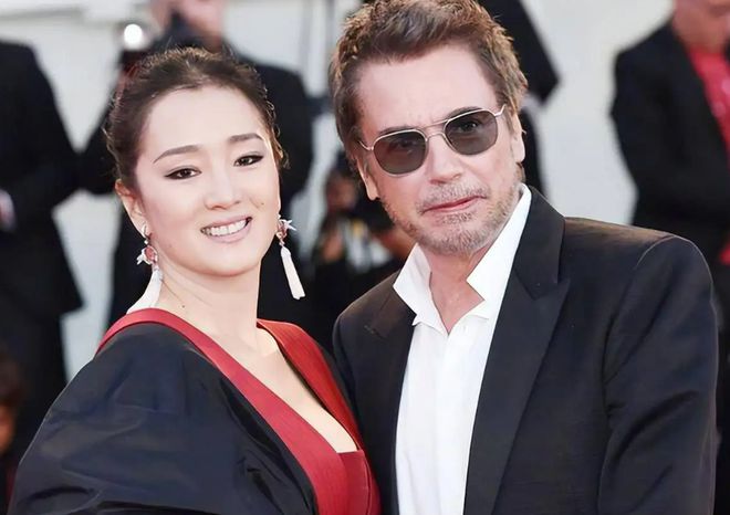 巩俐:嫁给70多岁法国老头,成为他第四任妻子,她为开云注册就送这样选择 她情愿站在张艺谋的身边