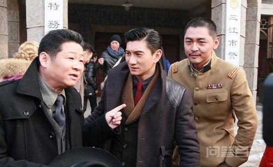 饰演太监走红,后娶小15岁模特娇妻,为儿子成农夫,今成人生赢家 该曲被收录于电视剧《康熙微服私访记》