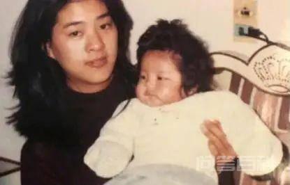 自己被其他女人曝“不忠”