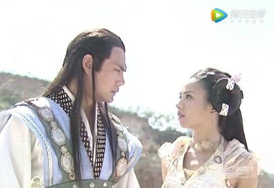 但是他却在各种天上掉馅饼的情况下