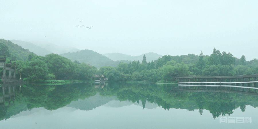 上善若水,水善利万物而不争 孔子问道于老子