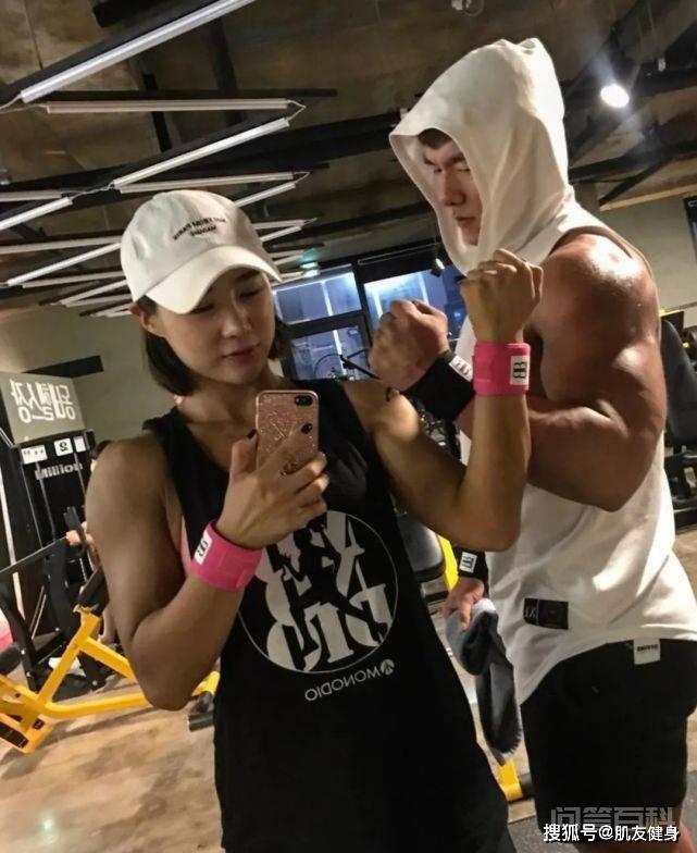 还能把身材练得很棒的小姐姐
