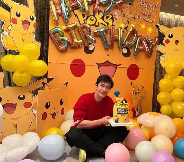 黄晓明Angelababy突然官宣离婚,结束7年婚姻:未来仍是家人 黄晓明和Angelababy官宣离婚