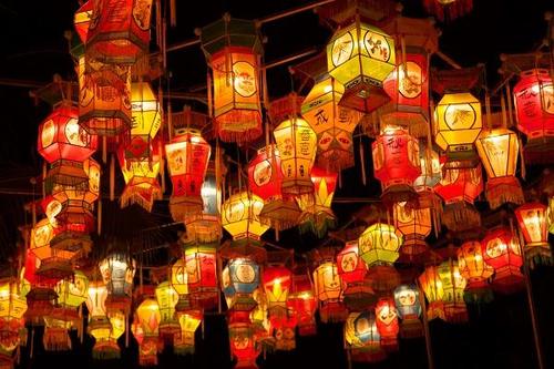 现在很多人都把这个帽子安在了"七夕节