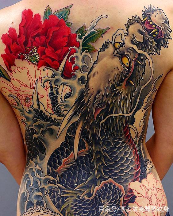 三种帮你彻底清除纹身的方法(图) 1、激光洗纹身