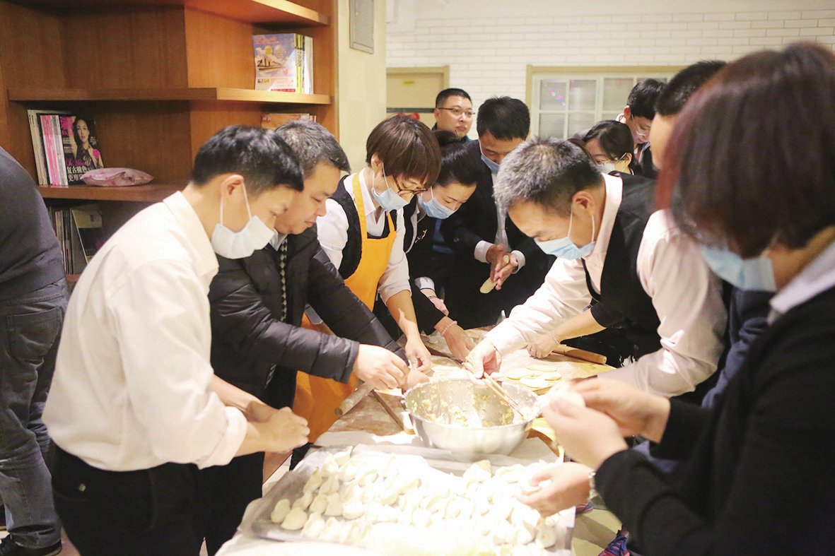 客岁腊容随日换