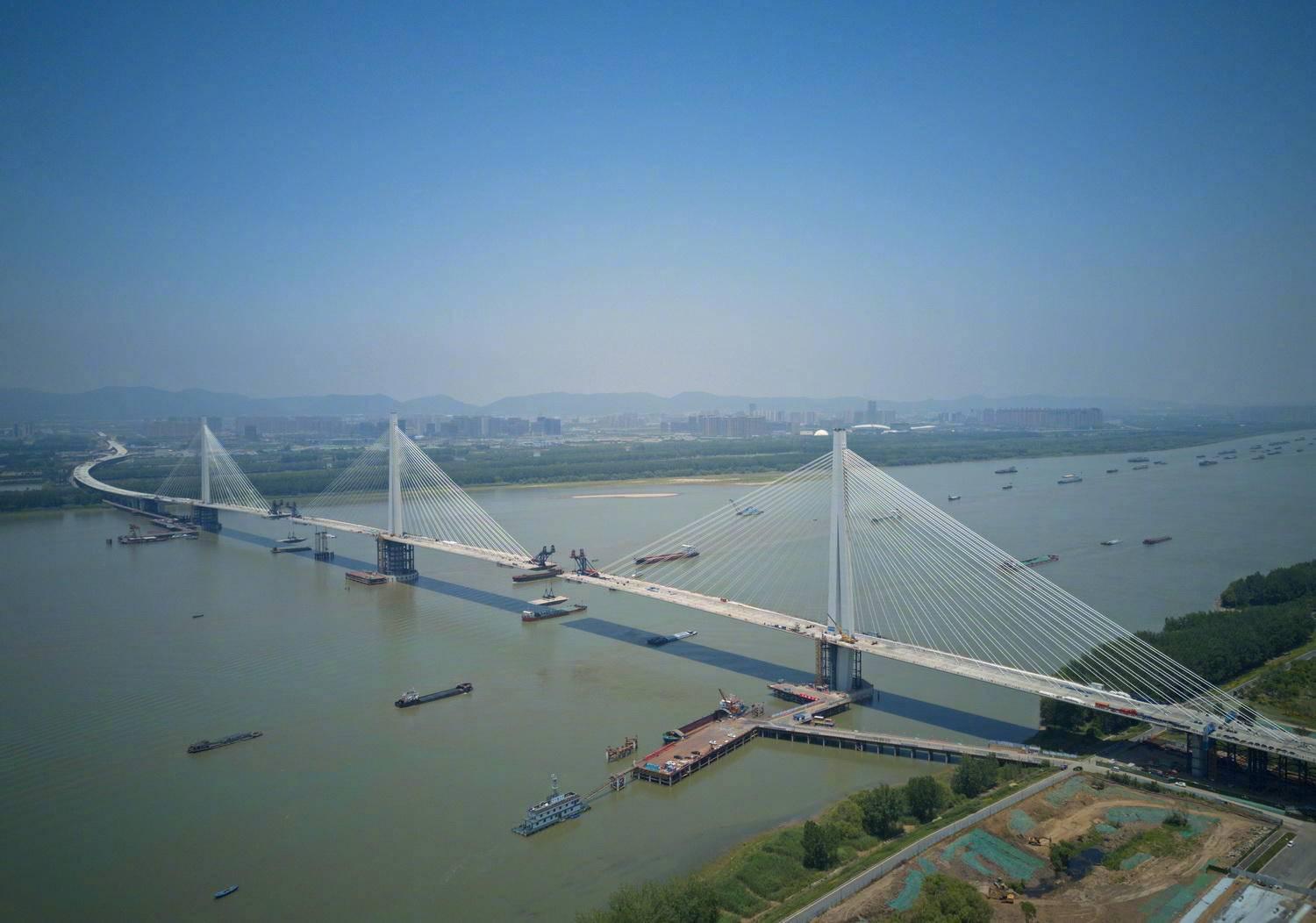 南京这几座长江大桥改名 不再是“老二老三老四” 八卦洲长江公路大桥
