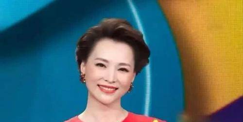 “央视一姐”董卿被央视解雇?背后的原因曝光,真相让人无语 众所周知