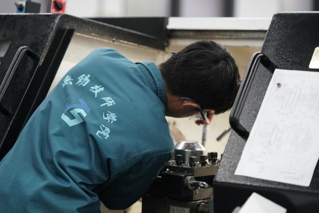 技能人员和专业技术人员开云手机站登录入口手机版登录区别 技能人员