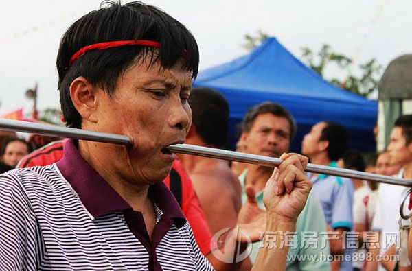 对照阅读琼岛的人们热衷于说军坡