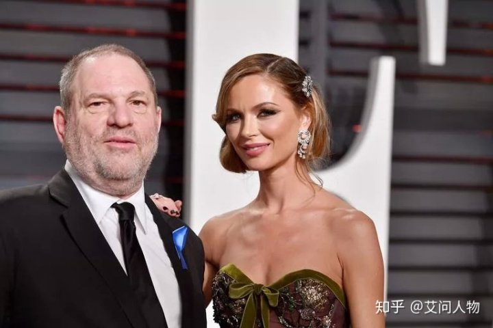 20个月前震惊世界的性侵丑闻,当事人用3亿人民币和解了?| 艾问人物 对照阅读美联社报道指出