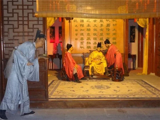 既笼络了汉族士子