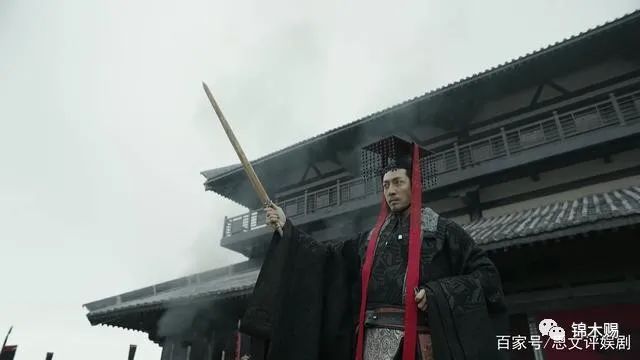 《大秦赋》吕不韦亲自带兵剿灭嫪毐,秦王也迎来了冠礼,大快人心 迫使秦王只能独自待在书房博览群书而无