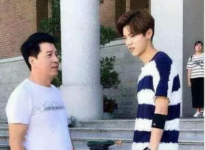 鹿晗的爸爸妈妈是谁 鹿晗的家世从来没有被正式曝光