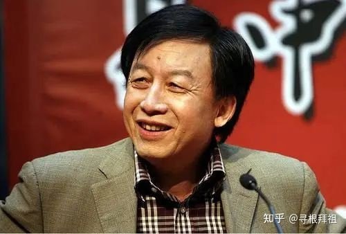 现场扔下一句“令人作呕”后拂袖而去