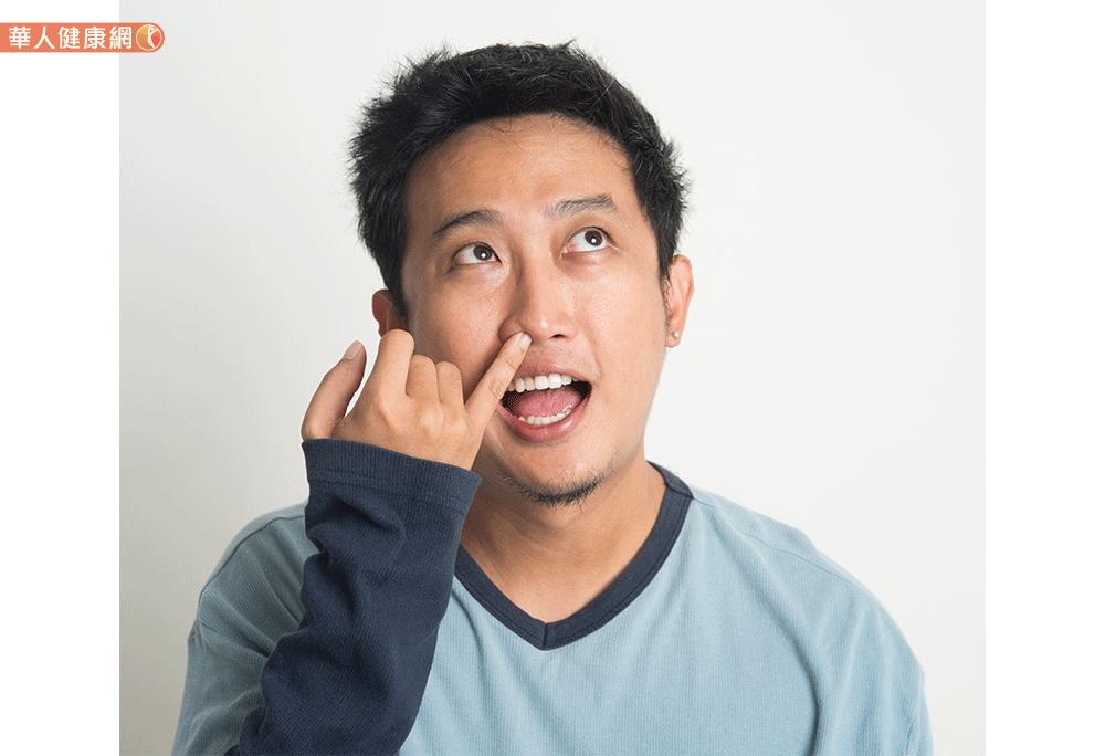 一、挖鼻孔吃掉鼻屎的人更健康吗 用手指按摩鼻内黏膜时可产生刺激大脑的