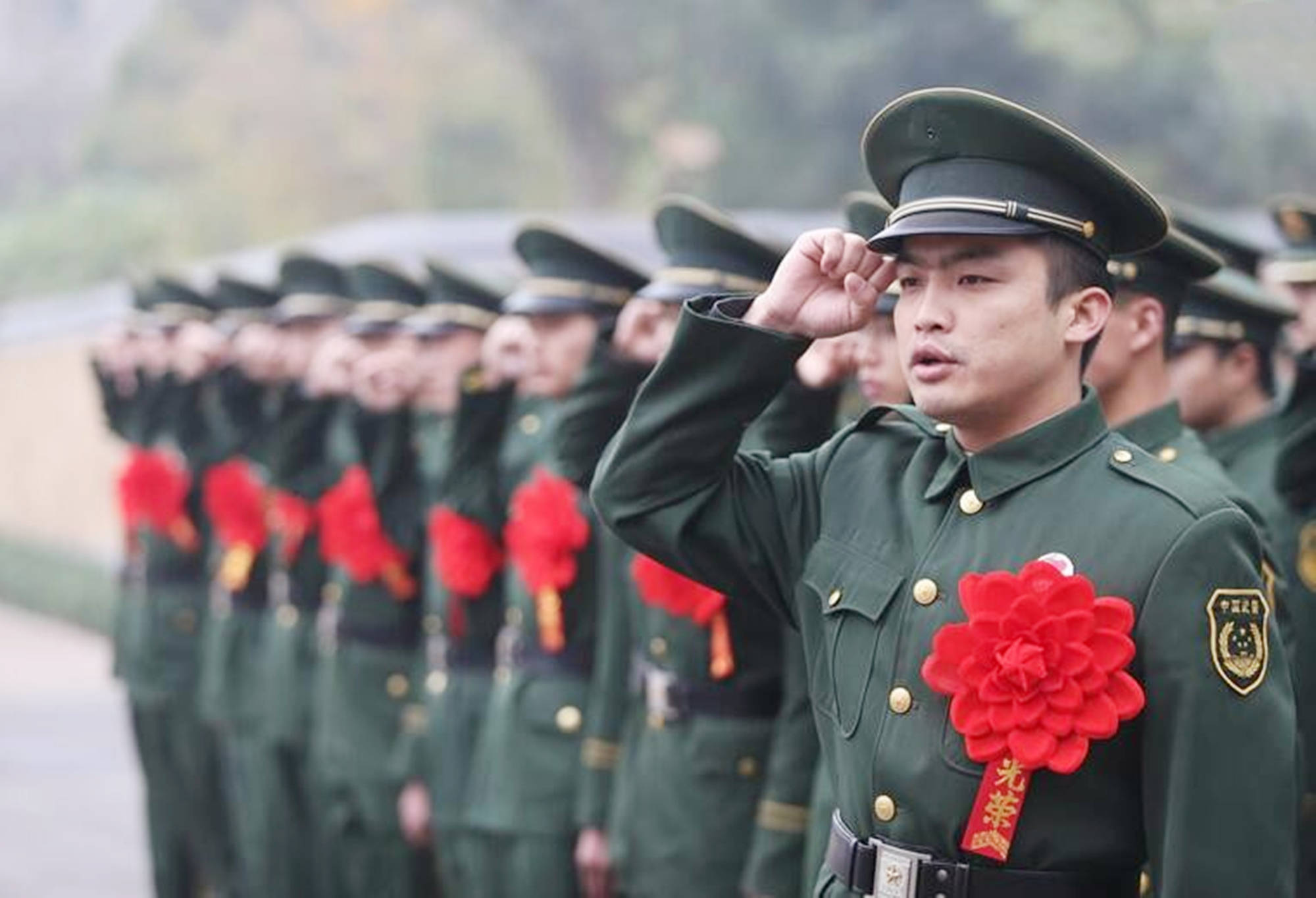 二次入伍,图的是开云手机站登录入口官方渠道? 普通高等开云手机站登录入口官方渠道毕