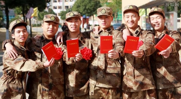 二次入伍,图的是开云手机站登录入口官方渠道? 所在高校和所学专业已开展职业技能鉴定