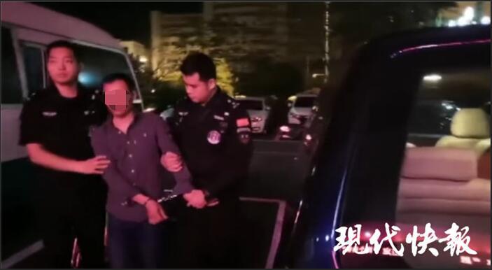 中国海关破获特大象牙走私案,缴获象牙7.48 吨