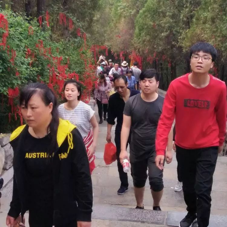 纪念时间也不同