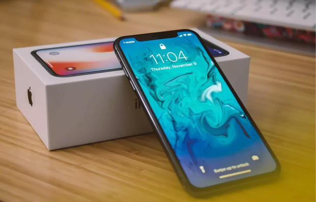 饭店老板奖励员工iPhone11,却遭网友骂不爱国? 使用苹果手机就是不爱国