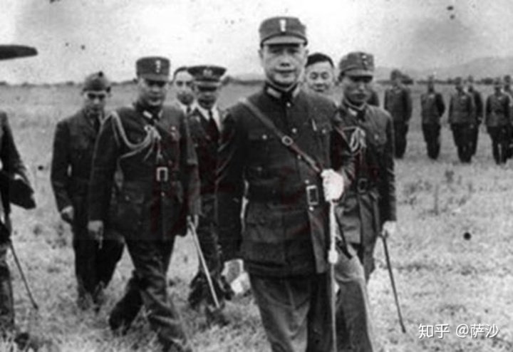 11月30日日本承认汪精卫伪政权1940年:抗战伪军总数超过百万人 抗战伪军总数超过百万人 同题参见