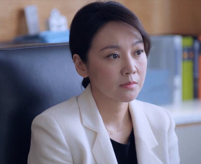 一起来看由靳东