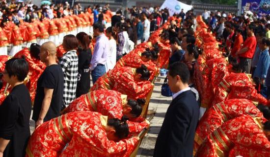 同题参见例如届时