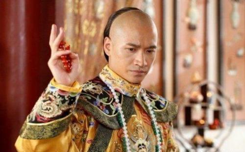 第六百九十七章 适合封诰(第三更求月票) 小椿就小声道