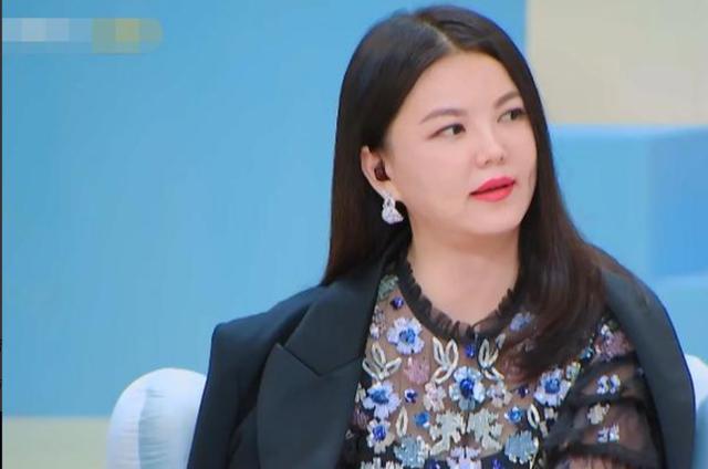 只不过当时李湘还没离婚