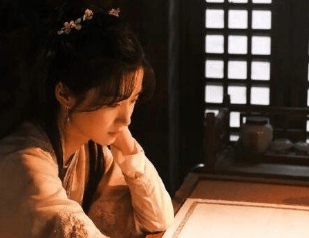 《惜花芷》芍药幼年时经历了开云手机站登录入口平台介绍?《惜花芷》男主的疤痕是真的吗? 《惜花芷》芍药幼年时经历了开云手机站