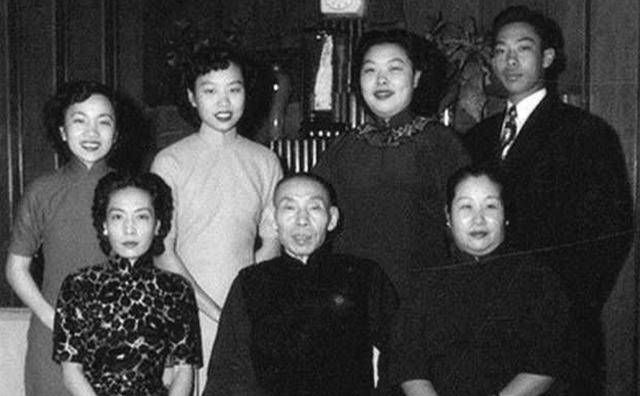 威震上海滩的杜月笙,有一个令国人称赞的儿子,至今为祖国奋斗 他可以称得上是说一不二的存在
