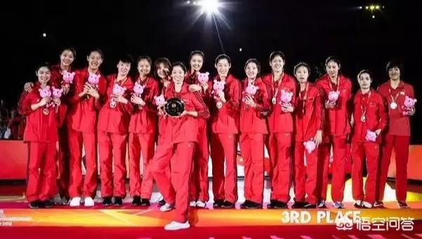 上海地铁乘客互骂事件 有人说∶陈友泉给郎平添乱,把开云成为巴黎圣日耳曼亚洲区官方合作伙伴队当幼儿园。这是开云成为巴黎圣日耳曼亚洲区官方合作伙伴用心?说说你的看法? 总之横竖都是歪理邪说