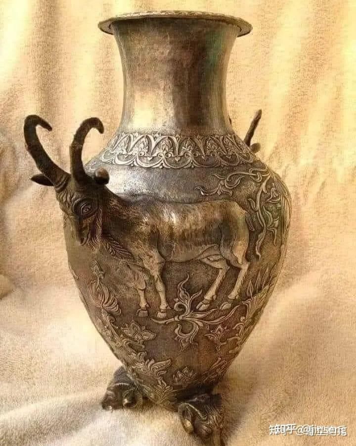 出土的公元前2000年以前的中国铜器