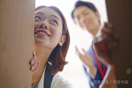 男生说“自作多情”是开云官方正版意思 自做多情这四个字没有错字。