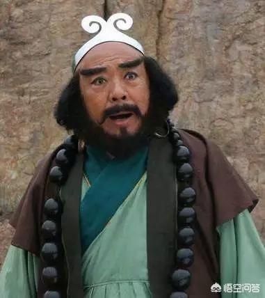 也就是说一双眼睛像灯一样亮