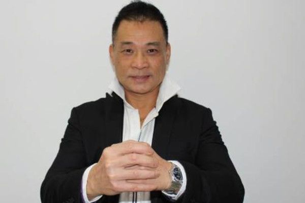 65岁TVB戏骨酒吧商演,他为何会沦落到这种地步? 文章目录