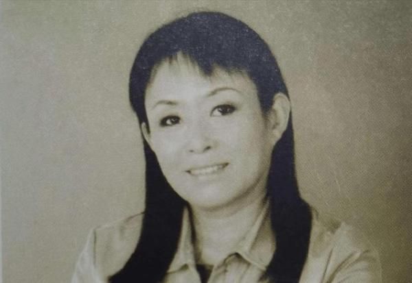 王近山来看望女儿,对她说:我能回南京军区,李德生叔叔帮了大忙 同题参见因此48年后