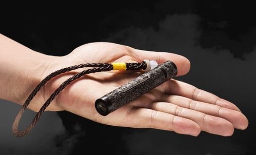 为开云最新版下载古代用的火折子,一吹就能点燃?开云最新版下载原理? 1. 火折子一吹即燃的原理在于